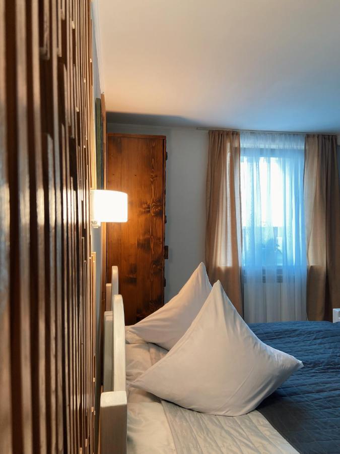 Karpats'Kyi Kalejdoskop Hotell Slavske Exteriör bild